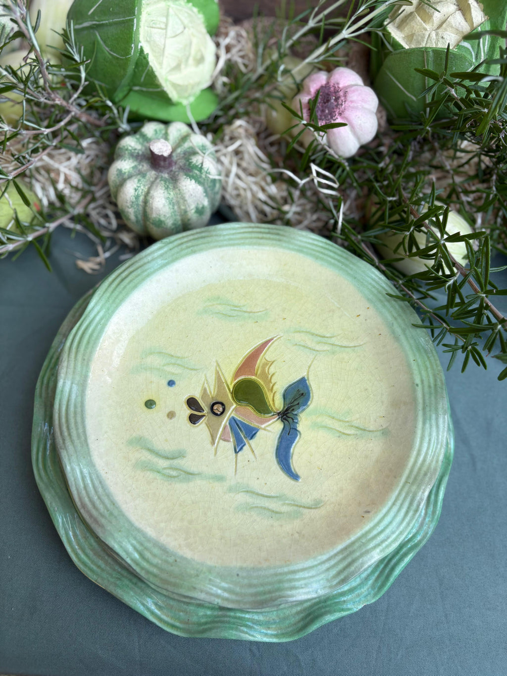 Service d'assiettes Vallauris Cèrenne – Décor Les Poissons, années 1950